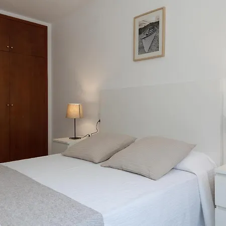 Uhc Berenguer Apartment *