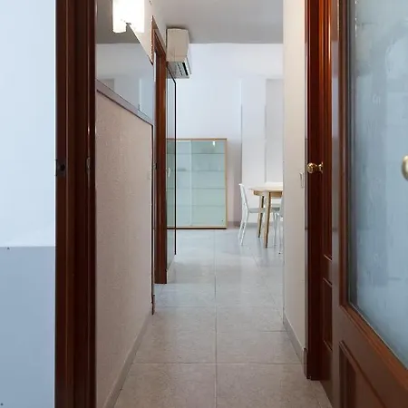 Uhc Berenguer Apartment