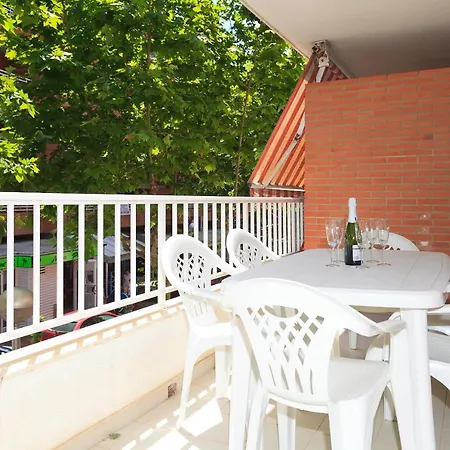 Apartment Uhc Berenguer Salou
